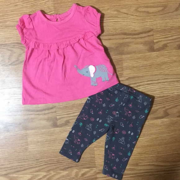 NWOT Carters baby girl outfit size newborn
